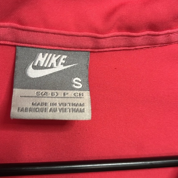 Nike Hot Pink and Black Women's Active Wear Jacket - Picture 5 of 7